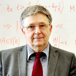 Kyoto Prize winner László Lovász